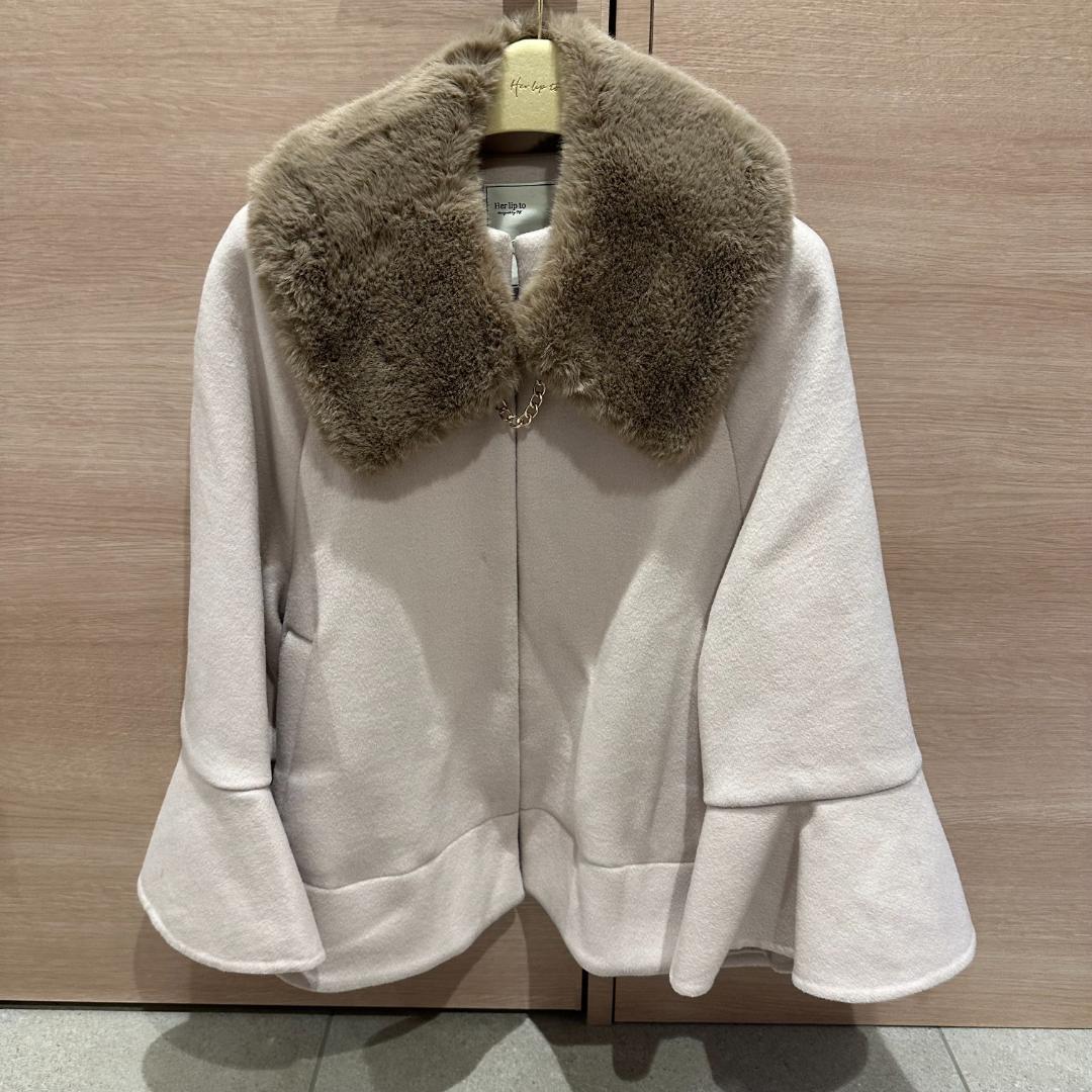 ジャケット・アウター Herlipto Faux Fur Tippet Coat Herlipto Faux Fur Tippet Coat