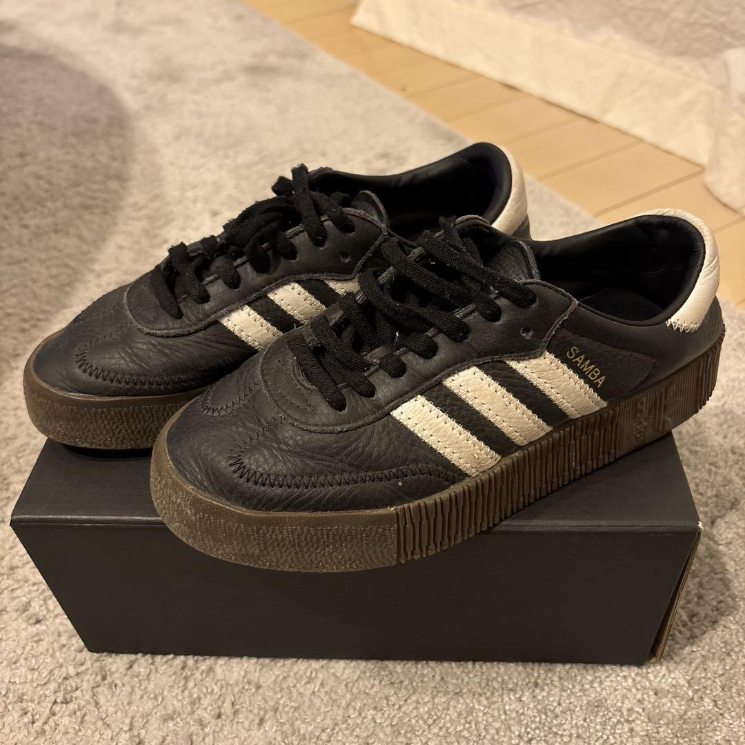 adidas sambarose 黒 スニーカー　厚底