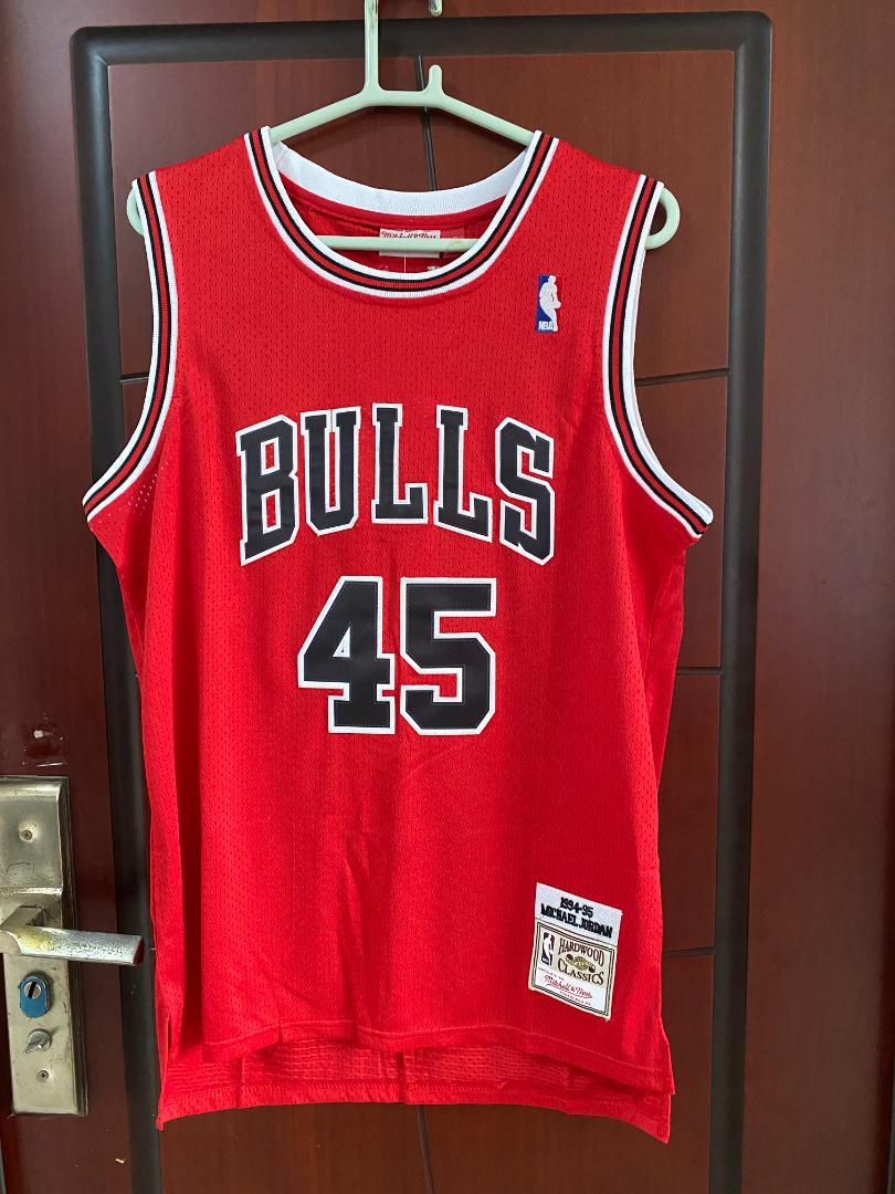 BULLS マイケル・ジョーダン 23番 ユニフォーム