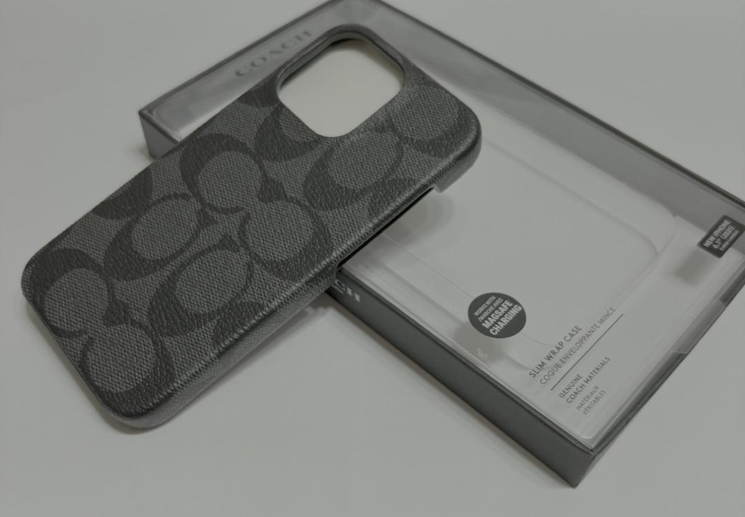COACH iPhone13 pro 対応 ケース C8023 GRAPHITE