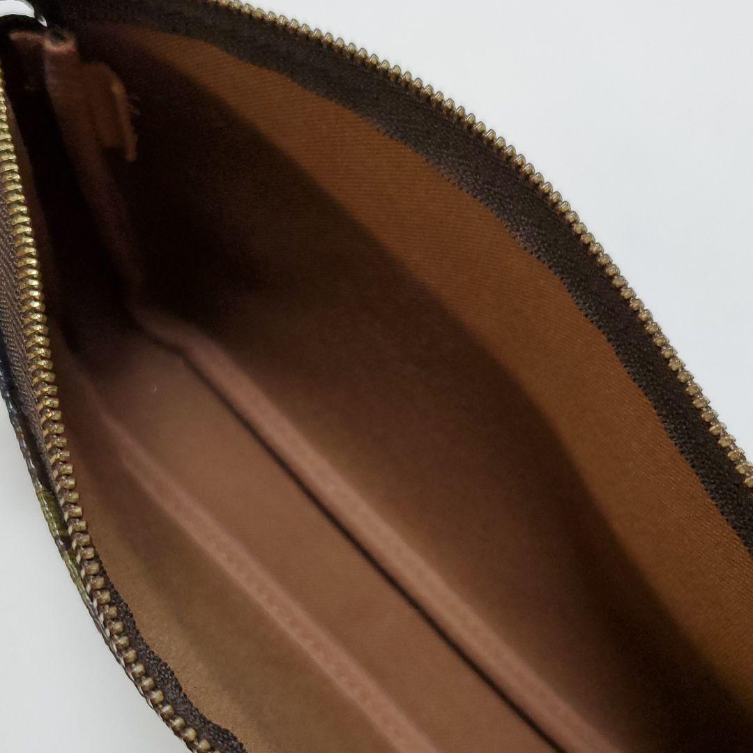 LOUIS VUITTON モノグラムローズ