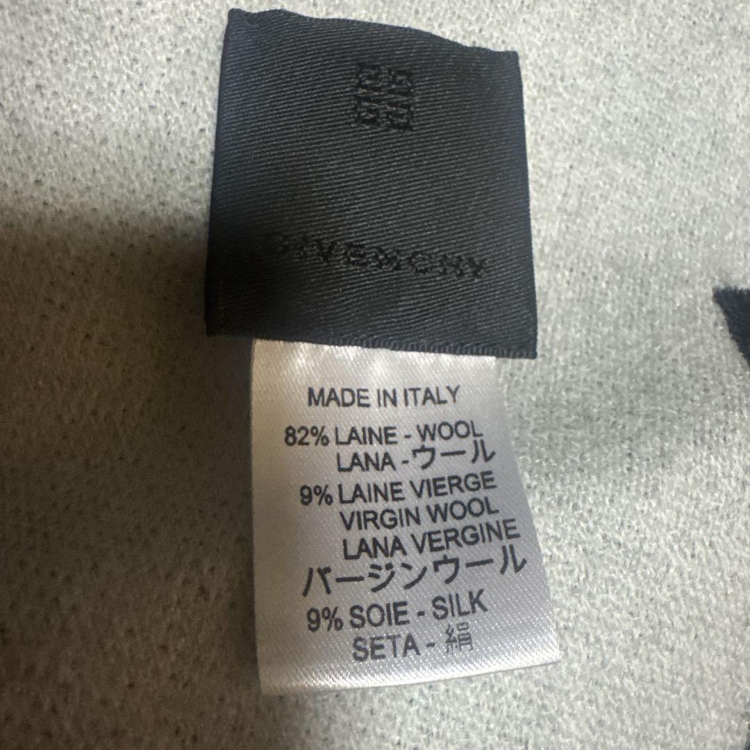 GIVENCHY ロゴマフラーGV3518J4546 1 BLACK/WHITE（2025年最新