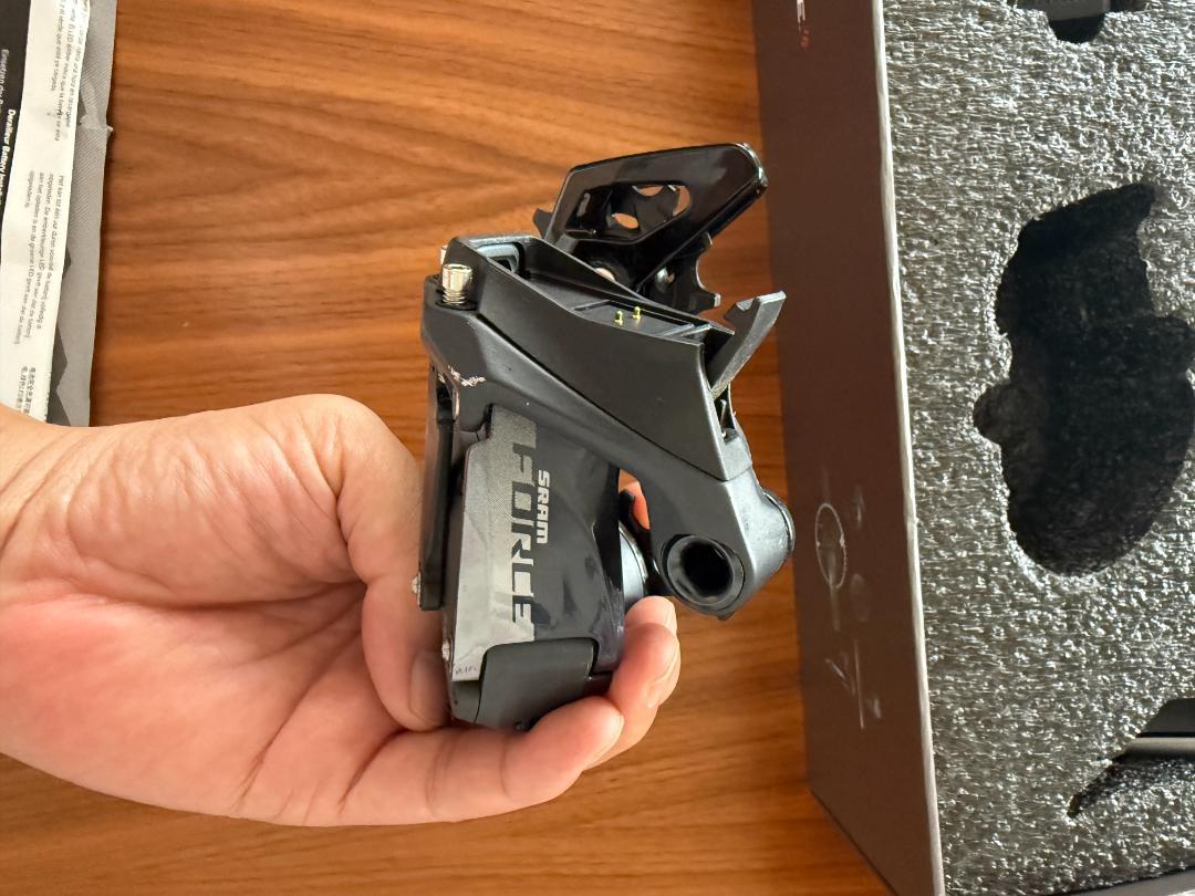 SRAM FORCE eTap AXSの1x12s リムブレーキセット