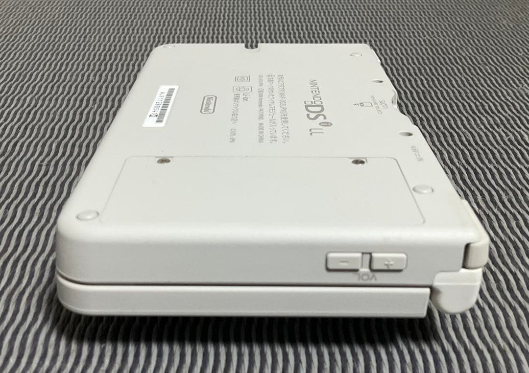 ホワイトNintendo