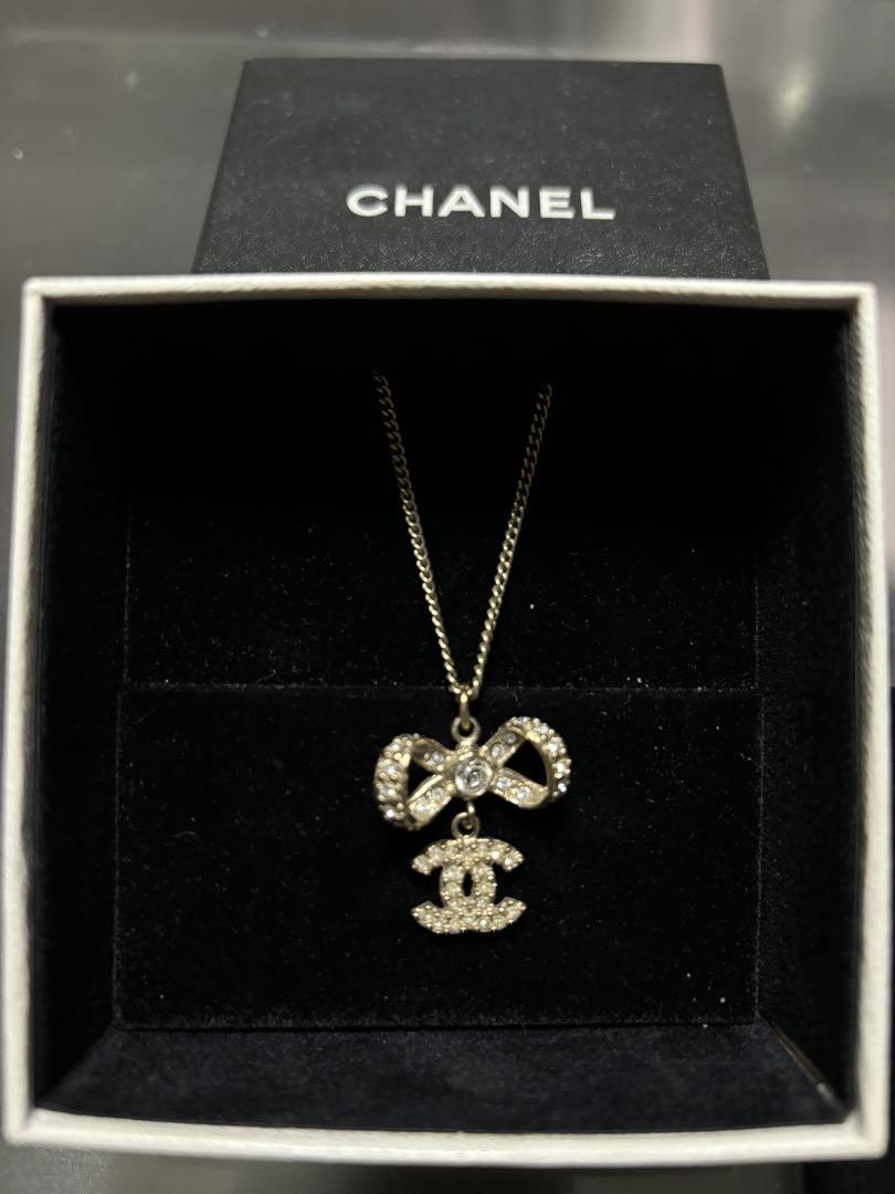 送料関税込◇CHANEL CCロゴ リボン ネックレス 25S CCロゴが引き立つ♡CHANEL クリアリボンチョーカー (CHANEL