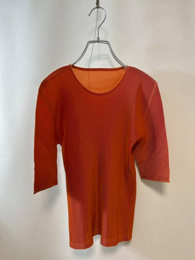 ISSEY MIYAKE オレンジ 半袖トップス