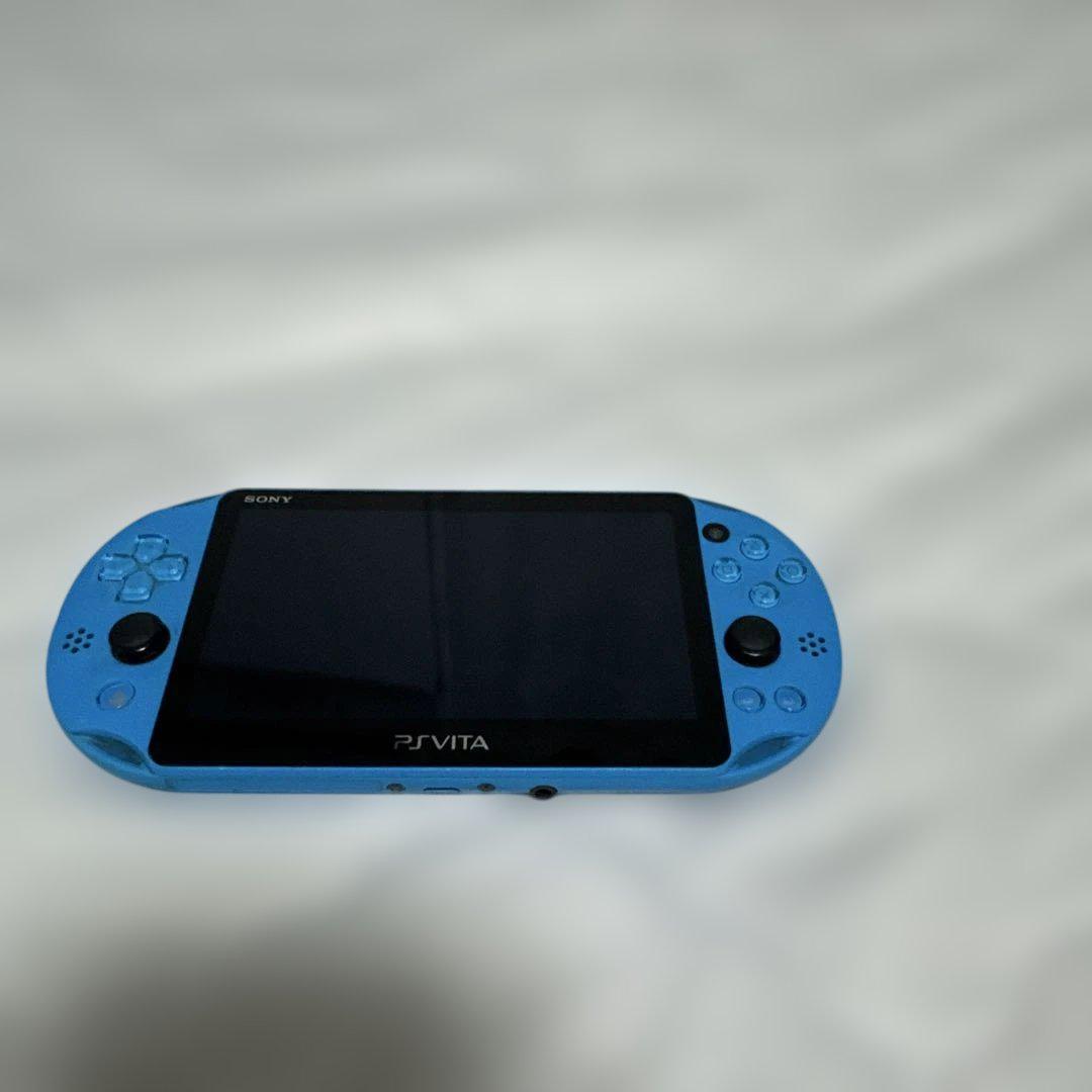 青色 PS Vita 本体とマインクラフトのカセット - メルカリ