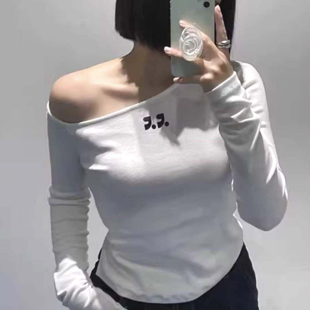 新品rest&recreationホワイトTシャツなワンショルダー 【SALE】