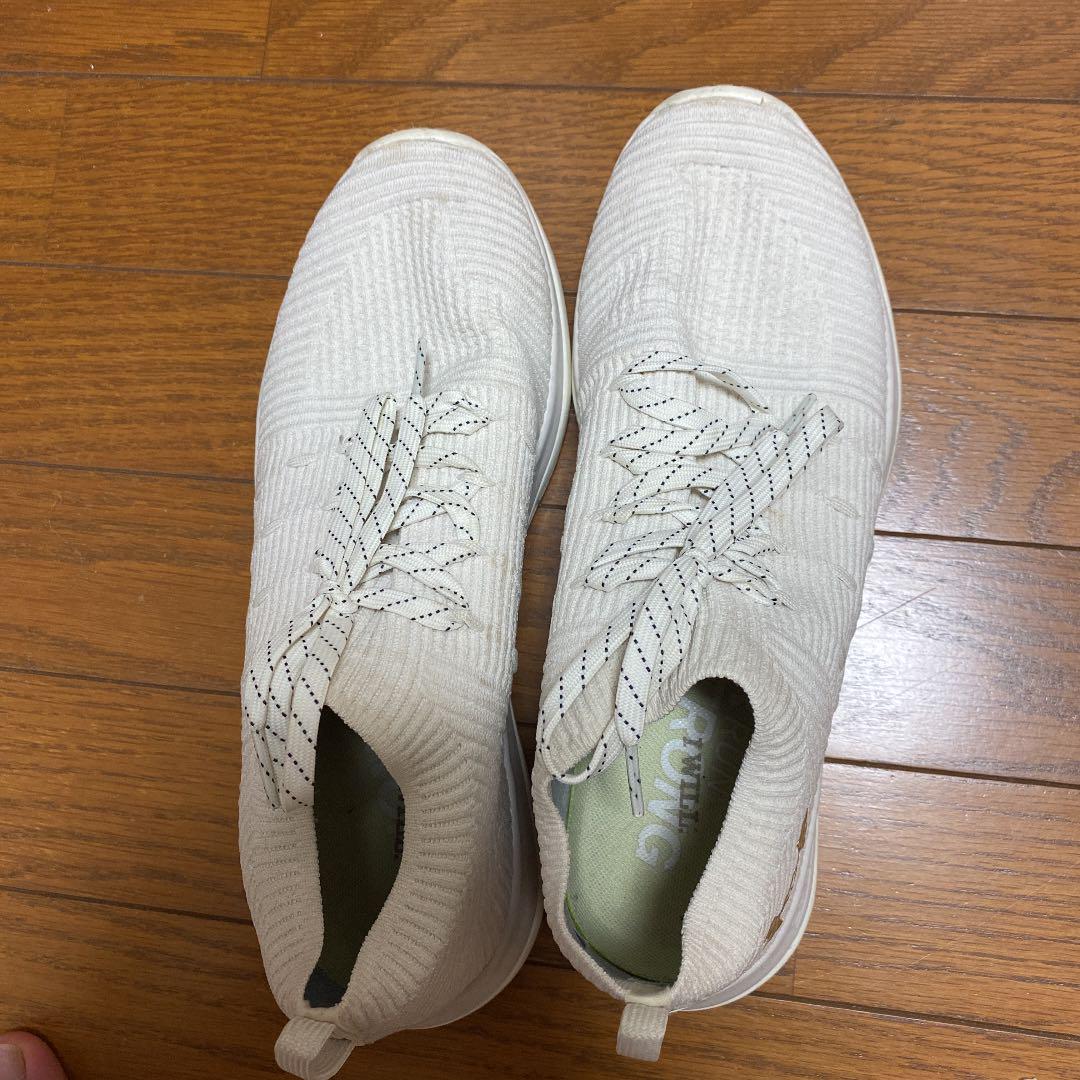 アンダーアーマーランニングシューズ