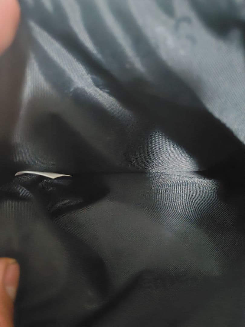 23ssブラック ショルダーバッグ