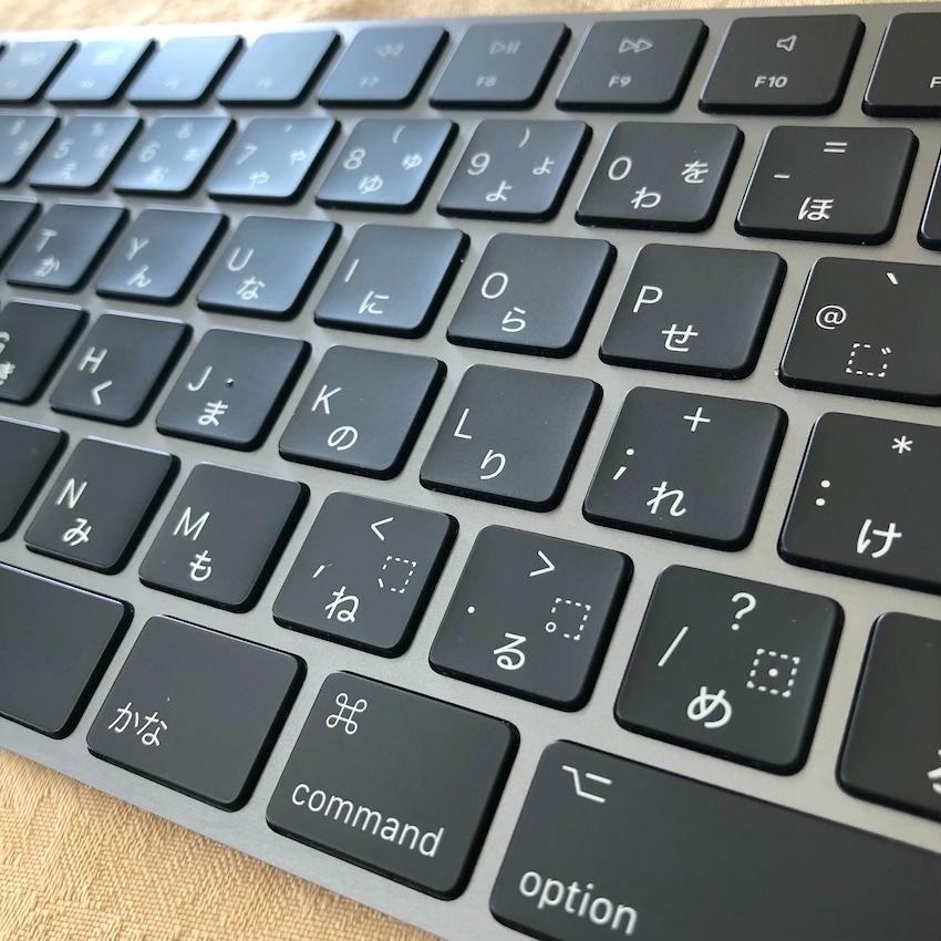 スペースグレイ MAGIC KEYBOARD & MAGIC TRACKPAD