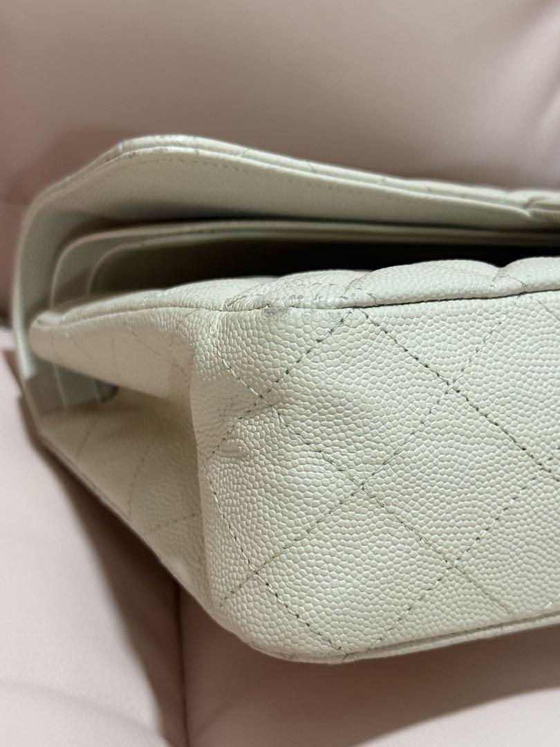 CHANEL ショルダーバッグ ベージュ キルティング