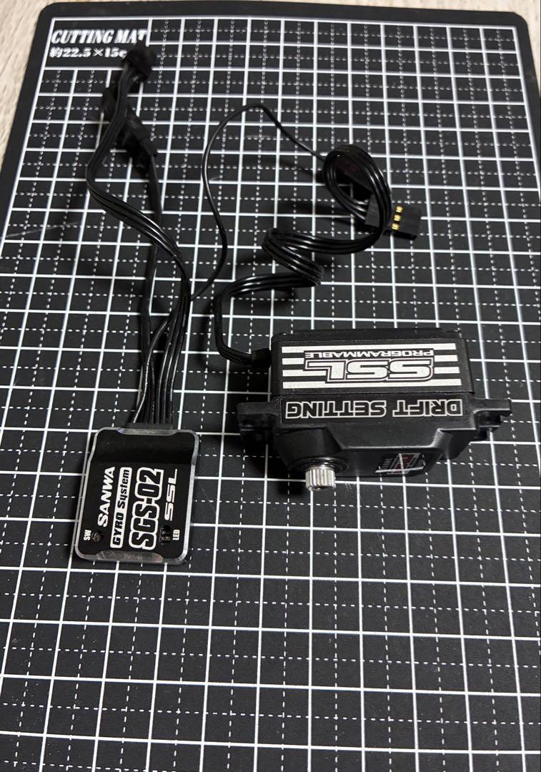 SANWA サーボ＆ジャイロ　ほぼ新品