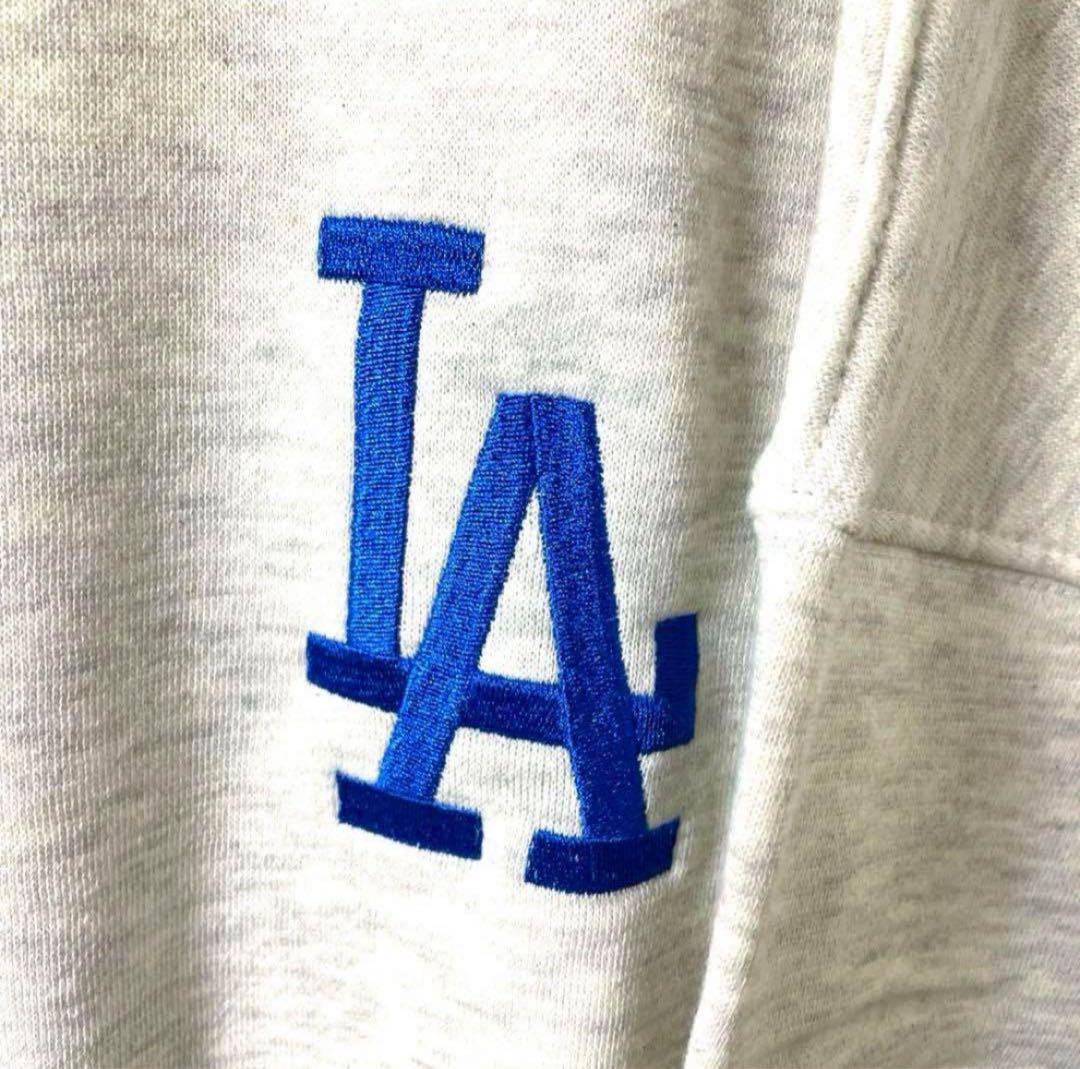 【新品】MLB ドジャース　 トレーナー　スウェット　裏起毛　刺繍ロゴ　大谷翔平
