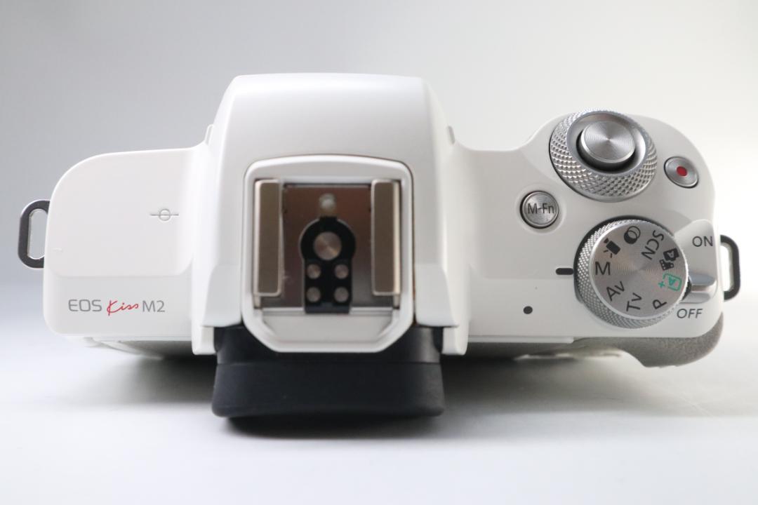 満点の ・シャッター5000回 白 M2 Kiss EOS キャノン 動作品a001 メルカリ - デジタルカメラ