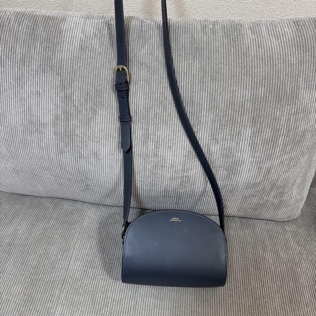 A.P.C. ショルダーバッグ