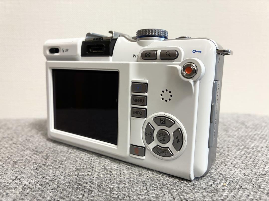 OLYMPUS PEN E-PL1、レンズセット　本体＋レンズ　美品です！