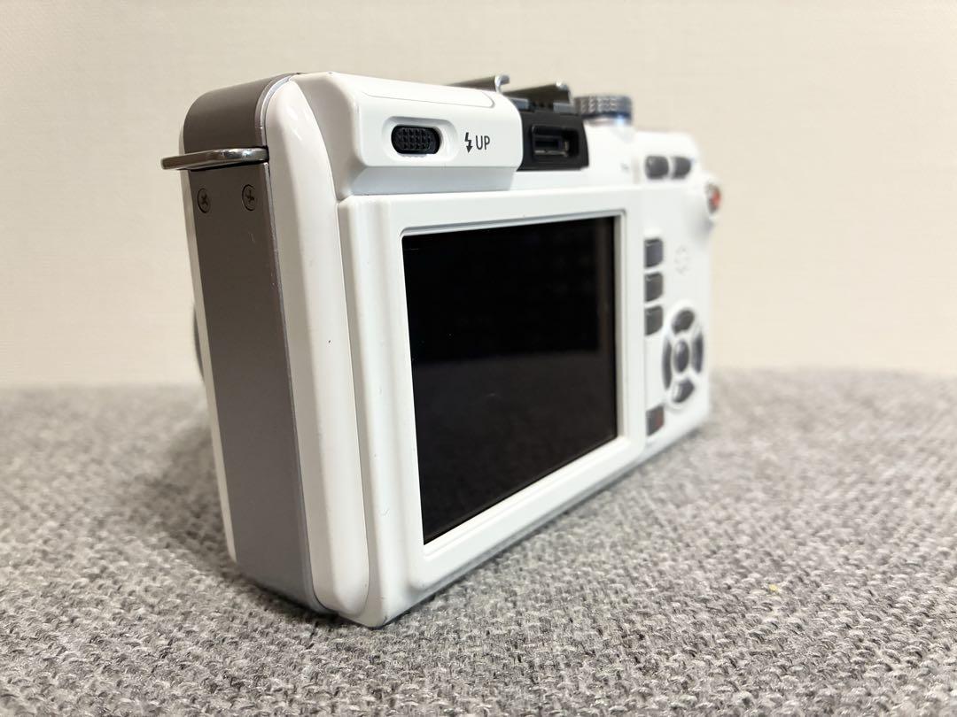 OLYMPUS PEN E-PL1、レンズセット　本体＋レンズ　美品です！
