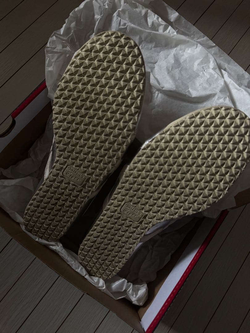 Onitsuka Tiger MEXICO 66 シルバー Onitsuka Tiger MEXICO 66 シルバー