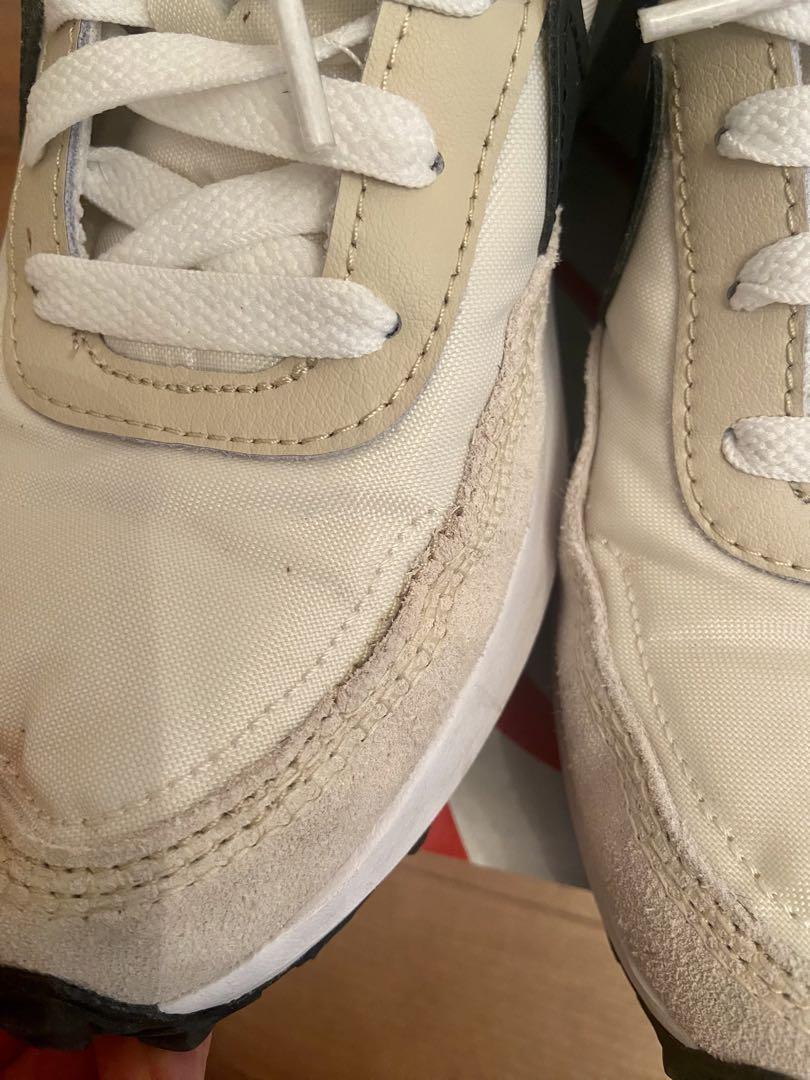 Nike ホワイト/ブラック スニーカー　23.5cm