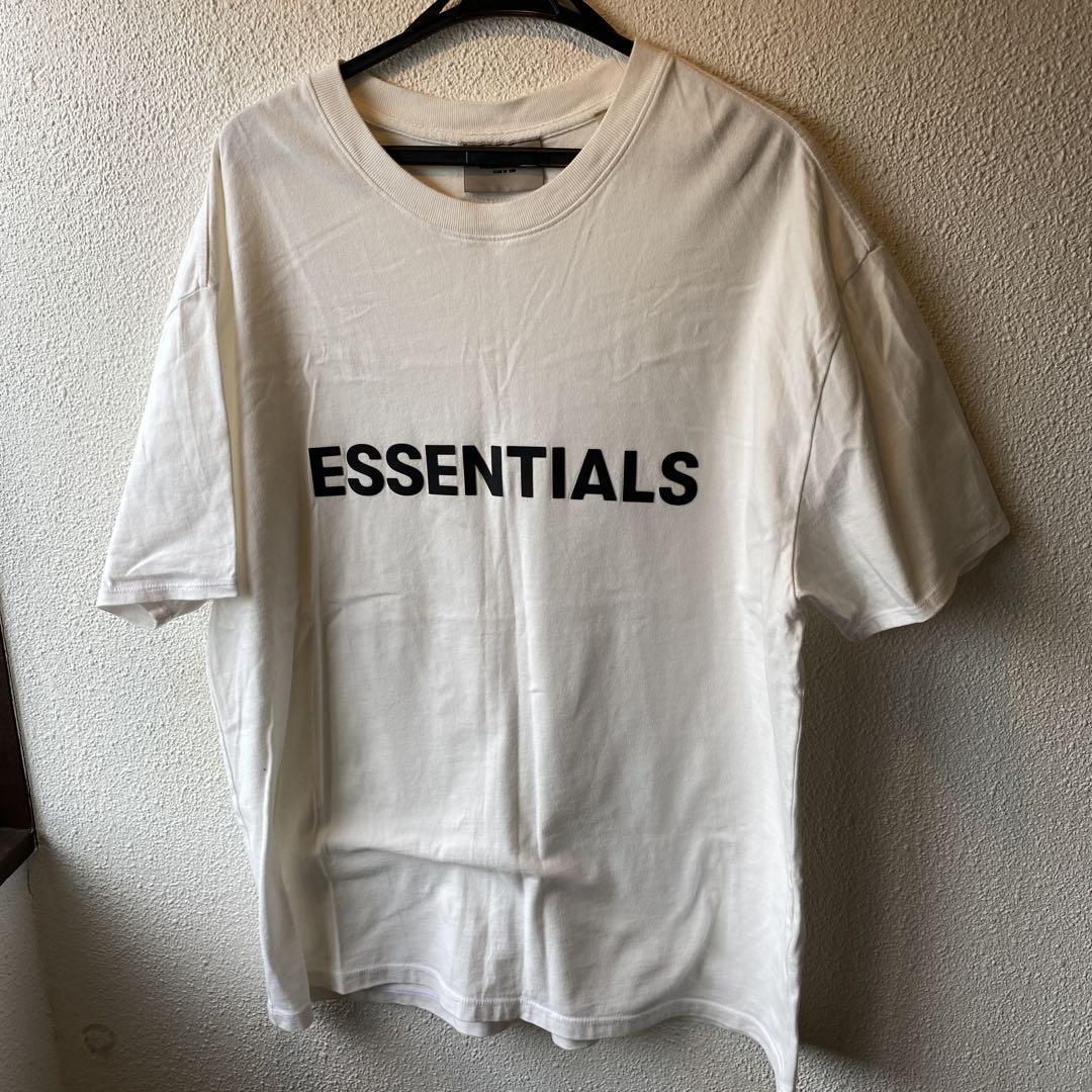 エッセンシャルズ　ESSENTIALS ホワイト　Mサイズ