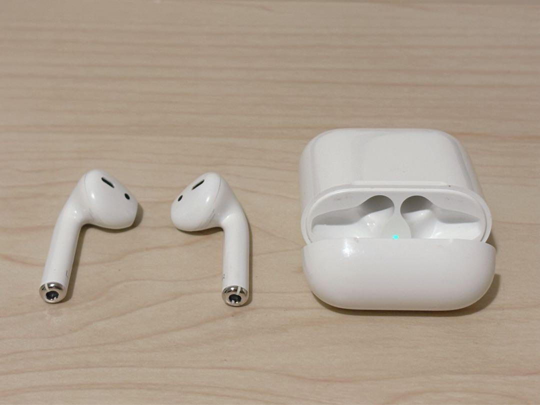 AirPods 本体 第2世代　エアーポッズ　箱あり