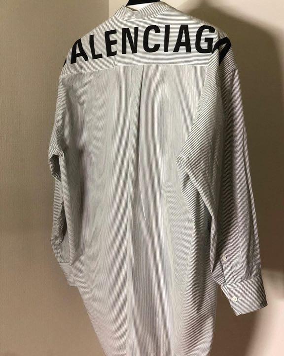 44%割引激安特価 【最終値下げ】BALENCIAGA ロゴストライプシャツ 激安品 【最終値下げ】BALENCIAGA ロゴストライプシャツ その他