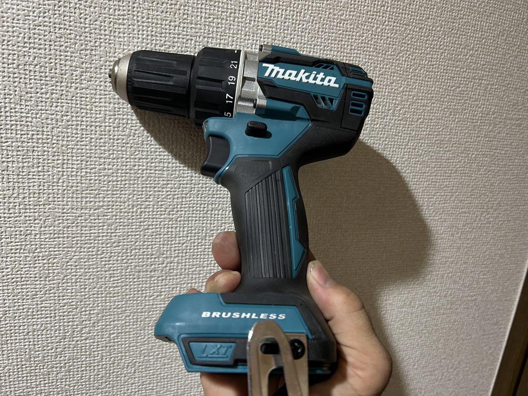18V