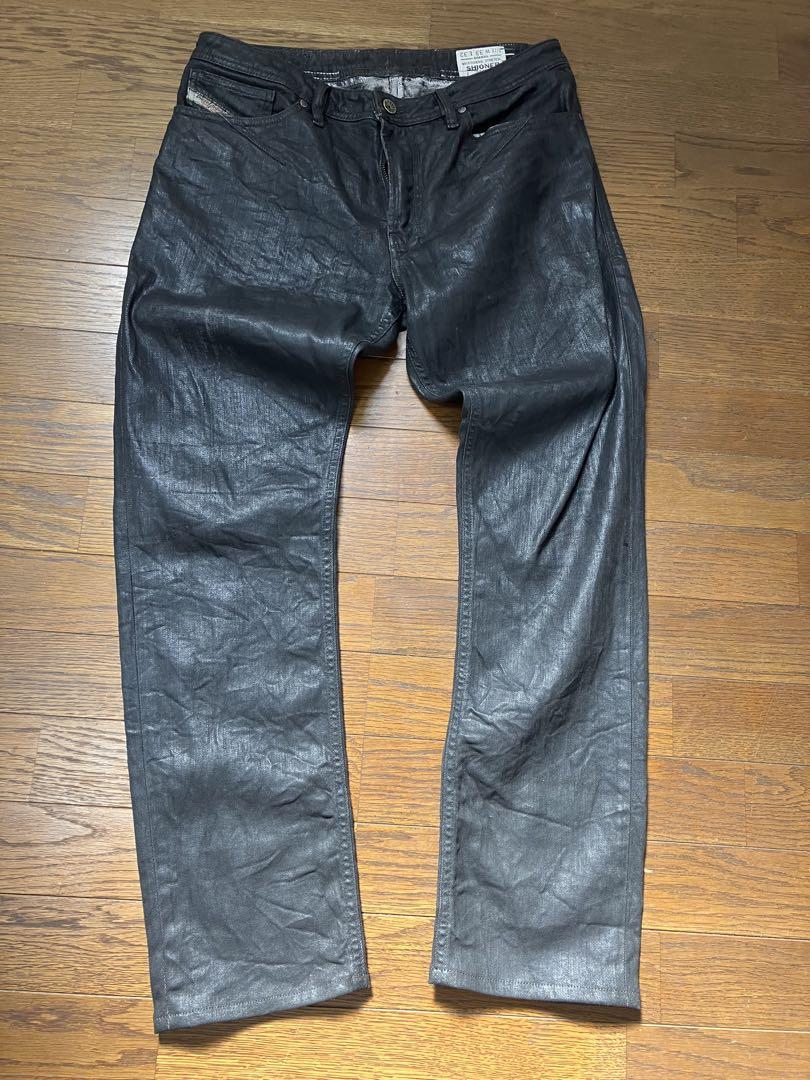 DENIM ディーゼル　オイルコーティング風 ブラックデニムパンツ