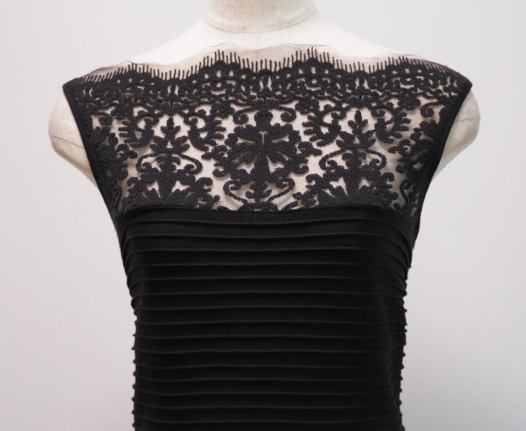 TADASHI SHOJI　ワンピース　「S 」/ ９号程度