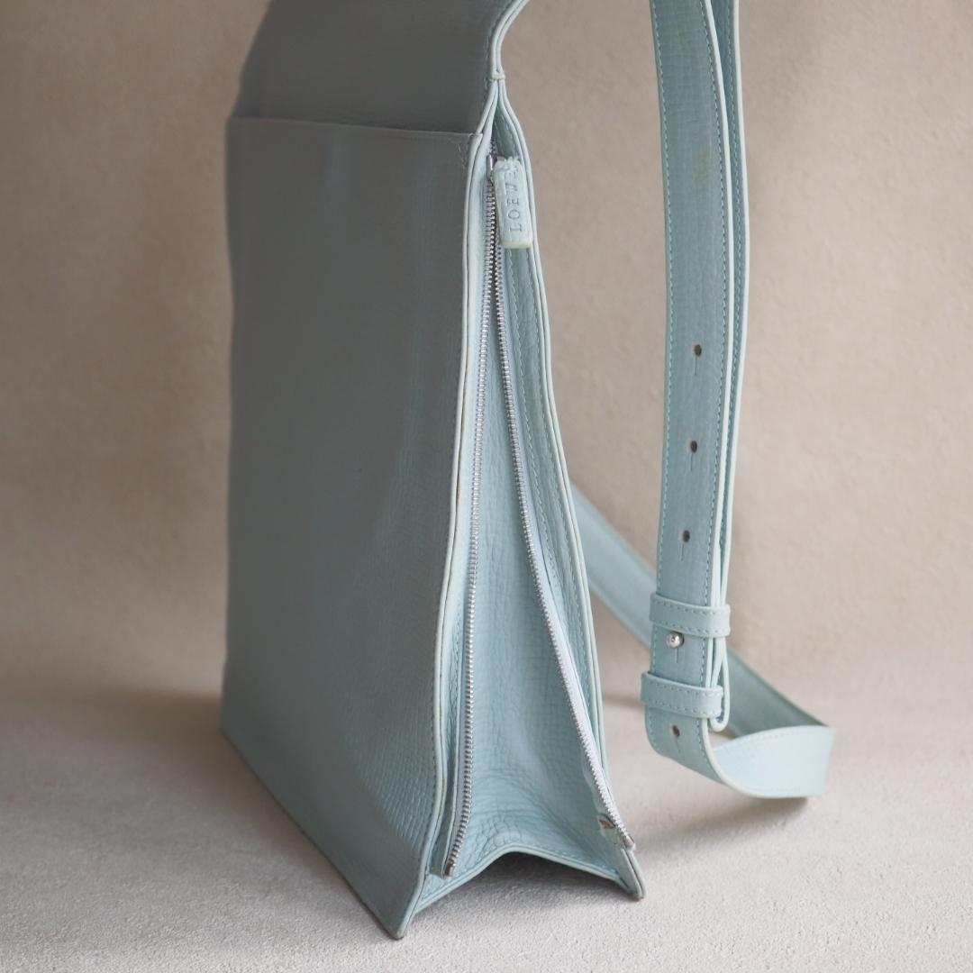 美品☆ ロエベ LOEWE レザー ショルダーバッグ ポシェット