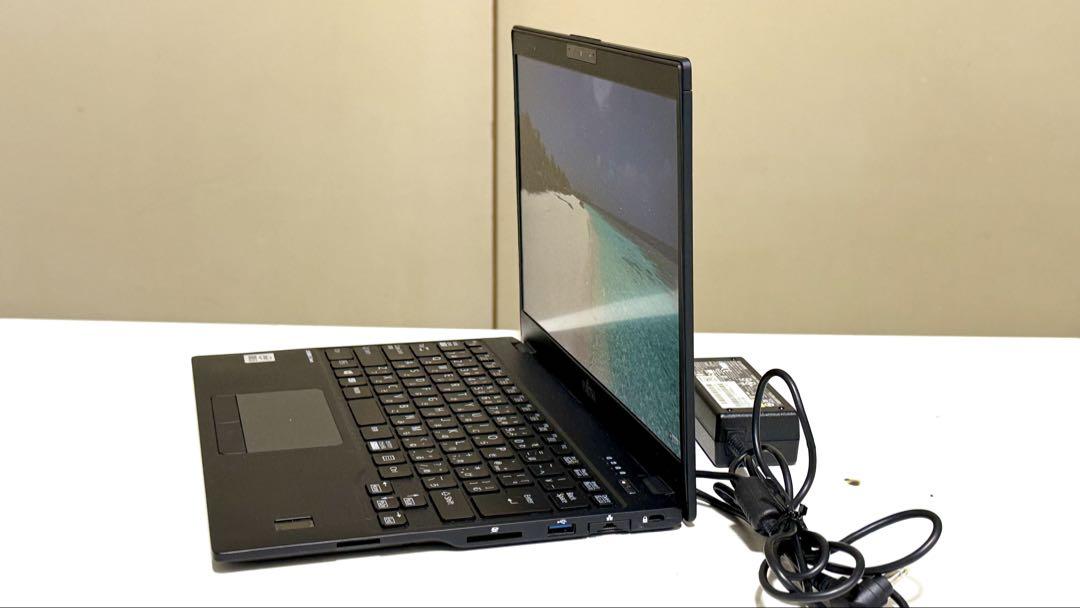 Windowsノート本体 fujitsu U9310/DW i5 10310U 8/256 office