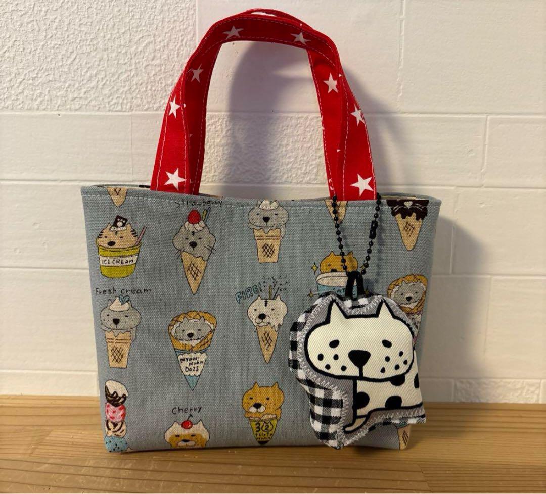 ❤️hiroちゃん❤️ 布バスケット　トートバッグ　ひょっこり猫ちゃん