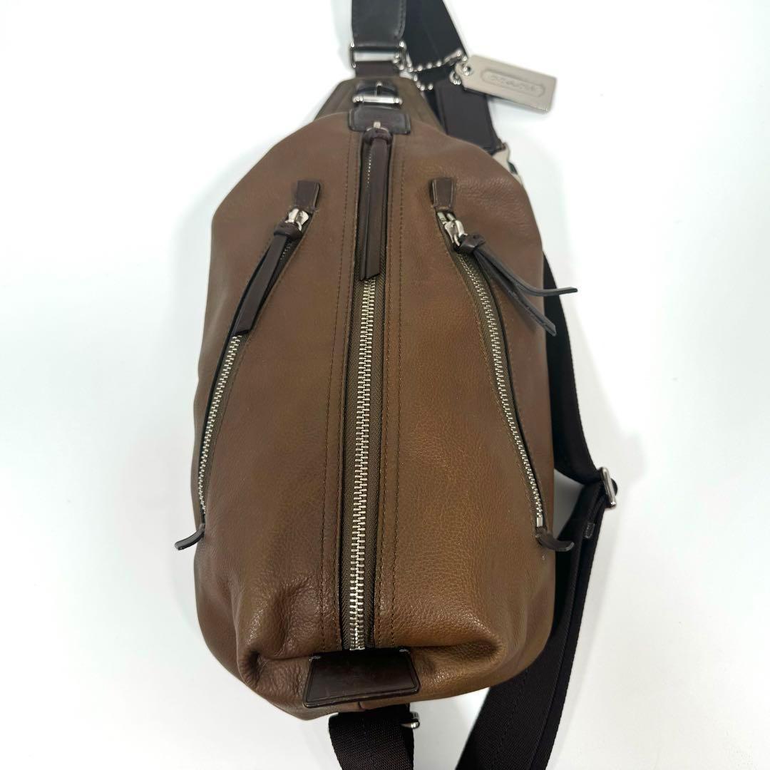 コーチ トンプソン ボディバッグ スリングショルダー 70360 カーキ