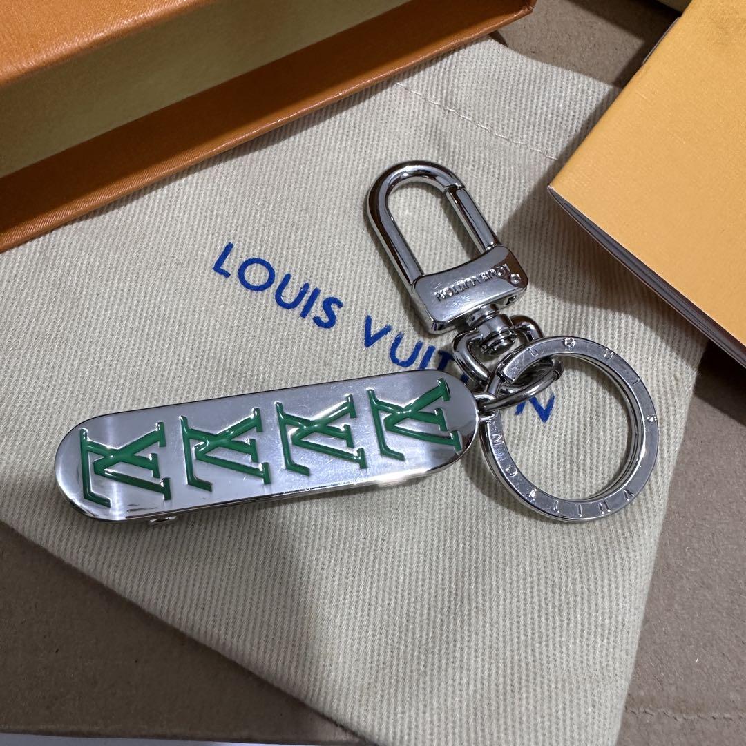 Louis Vuitton ルイヴィトン キーリング キーホルダー