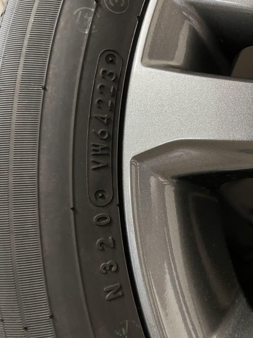 ヴォクシー 90系　未使用　純正　納車外し　タイヤ　ホイール　セット