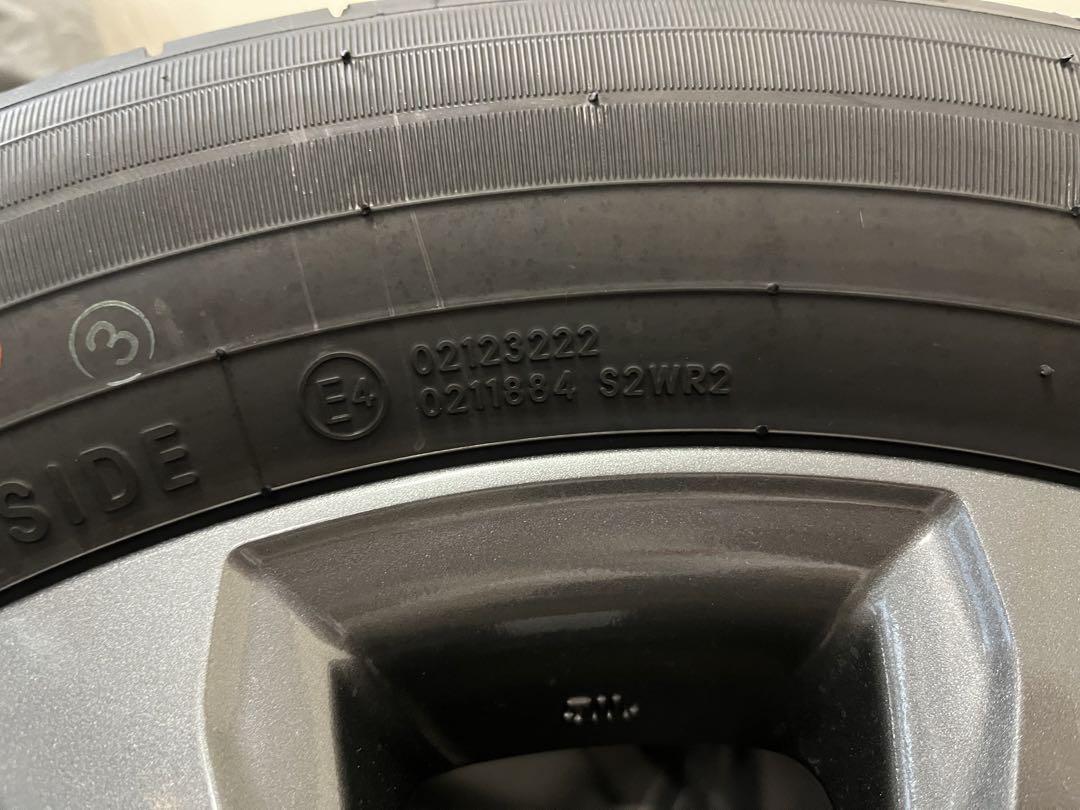 ヴォクシー 90系 未使用 純正 納車外し タイヤ ホイール セット