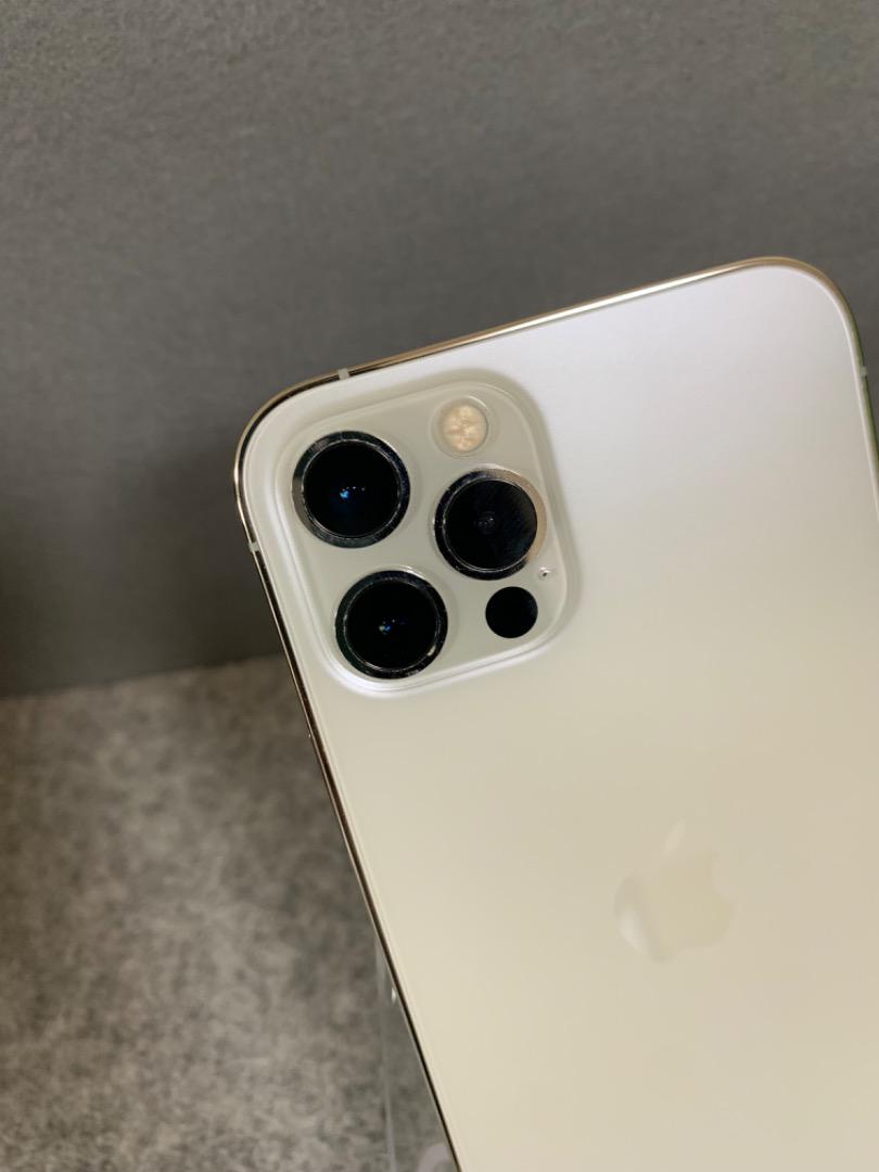 美品 国内版 SIMフリー iPhone12 Pro 128GB シルバー色