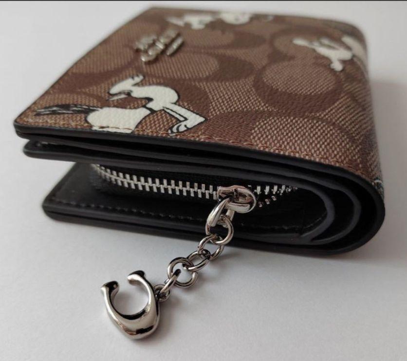 しています 新作 新品未使用 COACH スヌーピー柄 財布 yP6Rw-m26677541652 っかかった