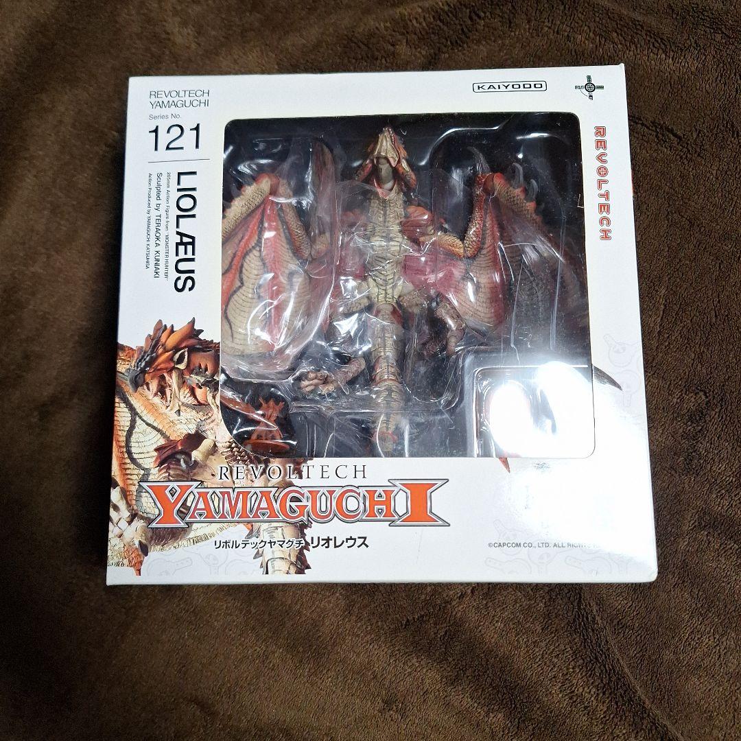 REVOLTECH YAMAGUCHI 121 リオレウス