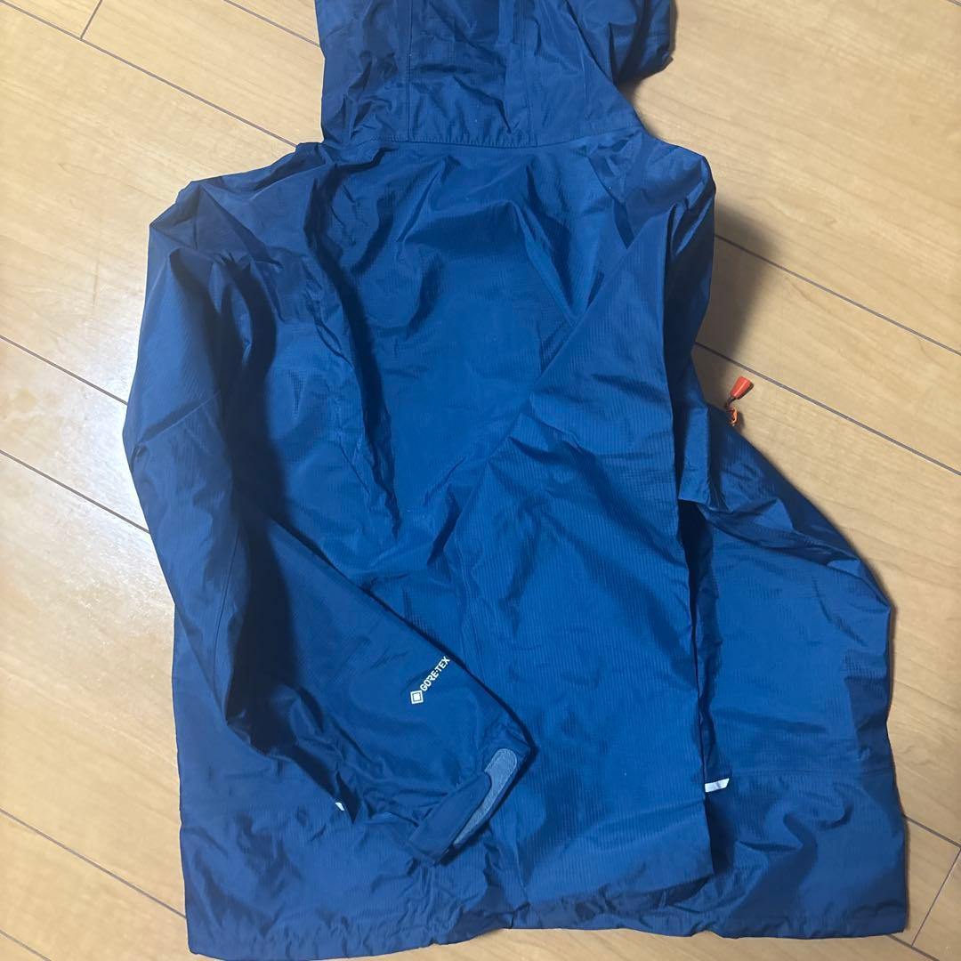 モンベルゴアテックス