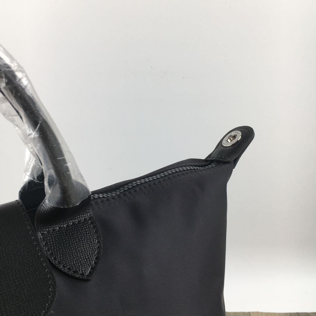 LONGCHAMP ロンシャン ル プリアージュ ネオ ショルダーバッグ M