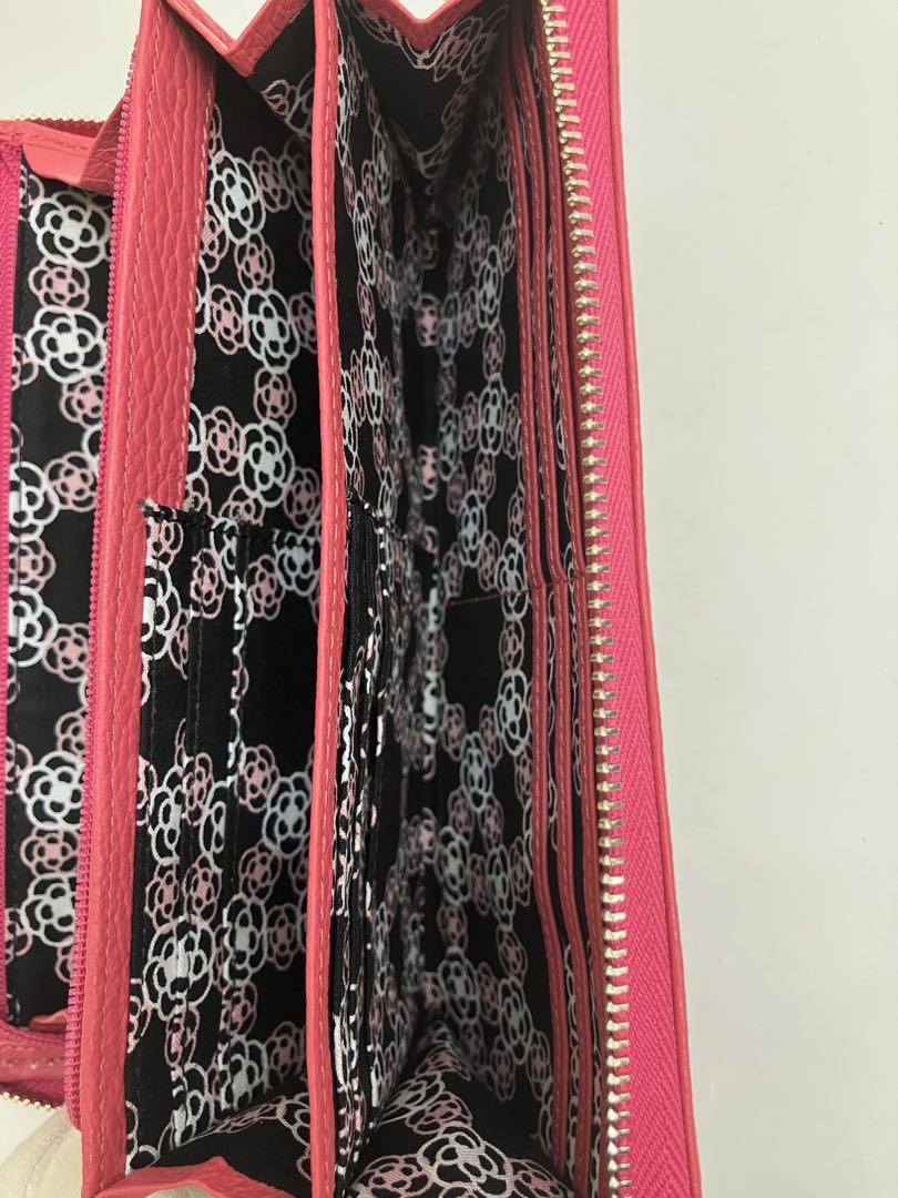 新品❣️クレイサス 長財布 ラウンドファスナー カメリア ピンク エンボス ピンキ