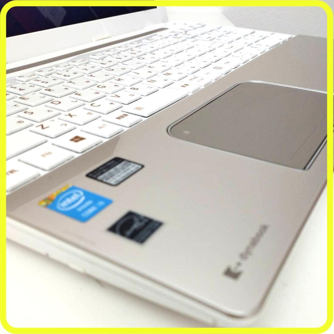 美品　新品SSD256GB⭐️windows11　ノートパソコン　8GB　16