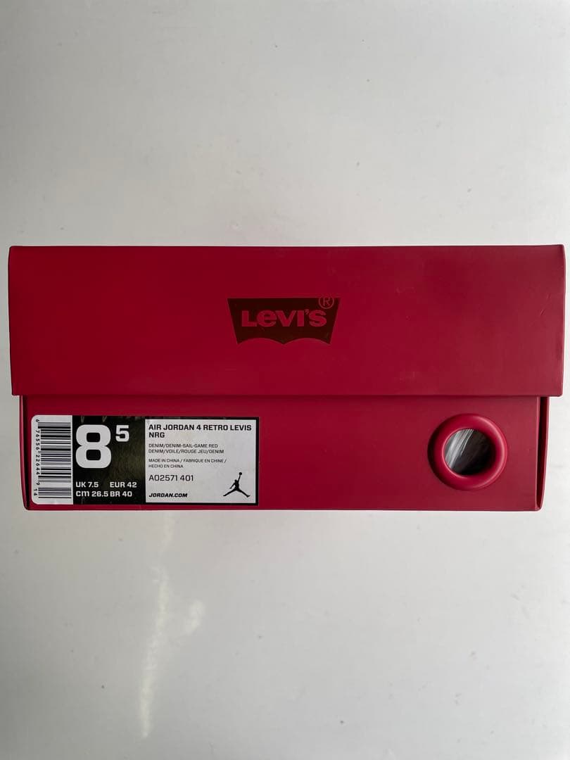 【全品最終値下げ中】 NIKE JORDAN 4 RETRO × Levi’s