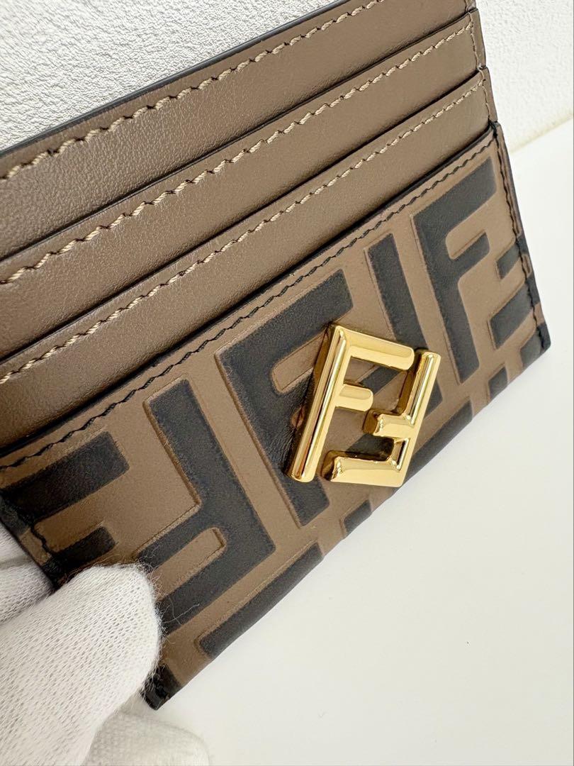 FENDI カードケース 定期入れ FFダイヤモンド ブラウン レディース