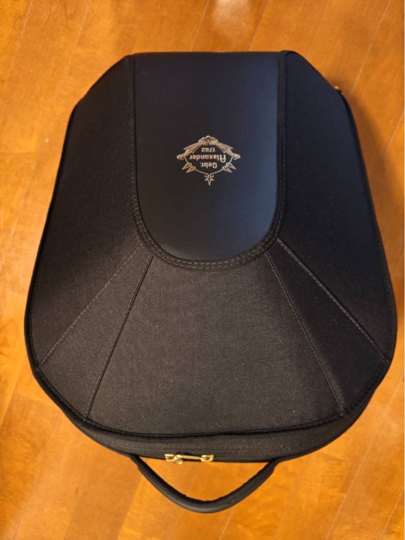 アレキサンダー103 純正ケース