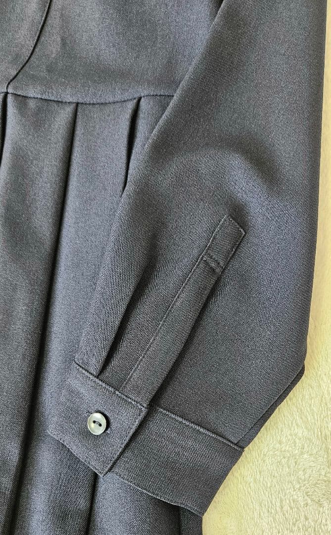 URBAN RESEARCH DOORS／サイドプリーツ切替ワンピース