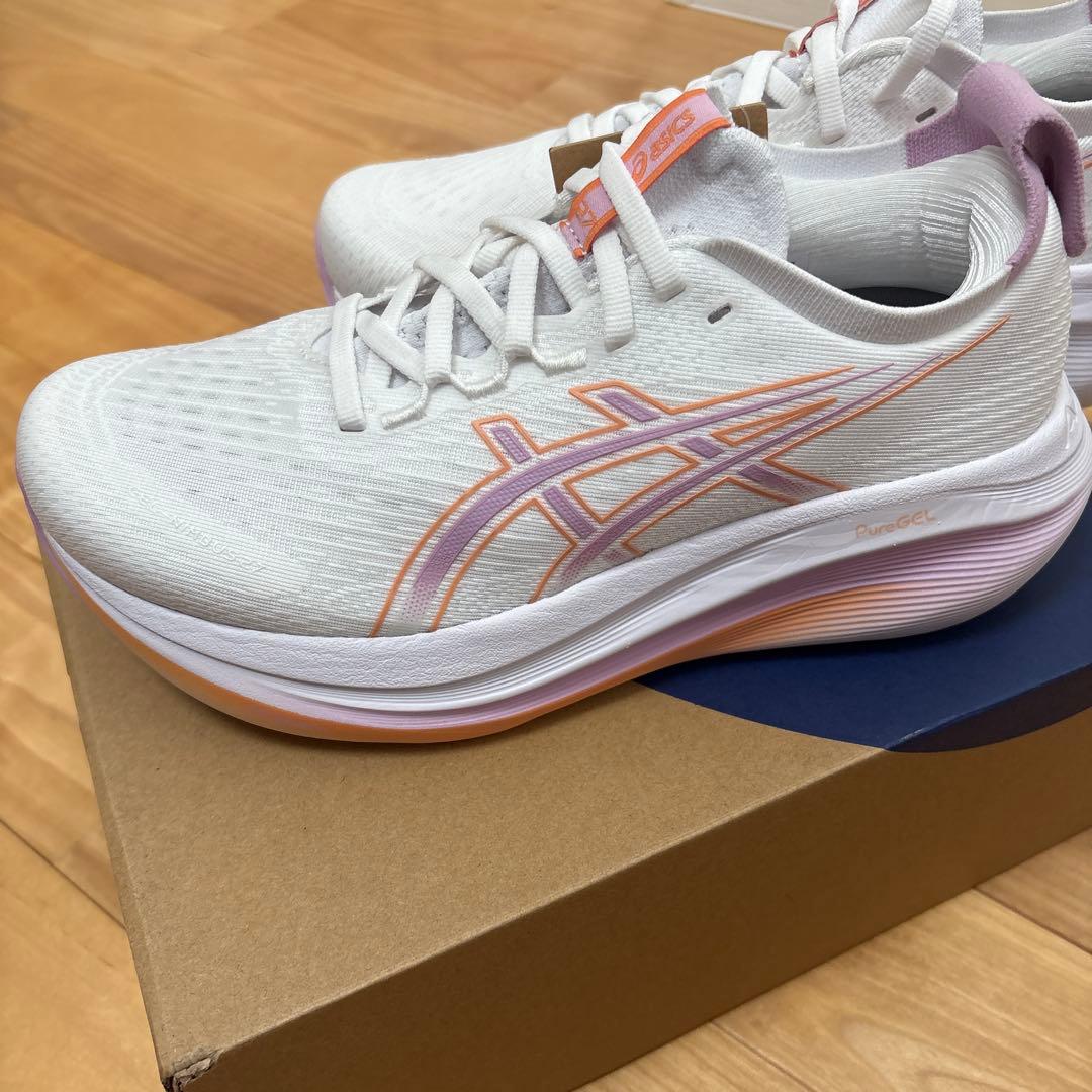 日本未発売アシックス ゲルニンバス27