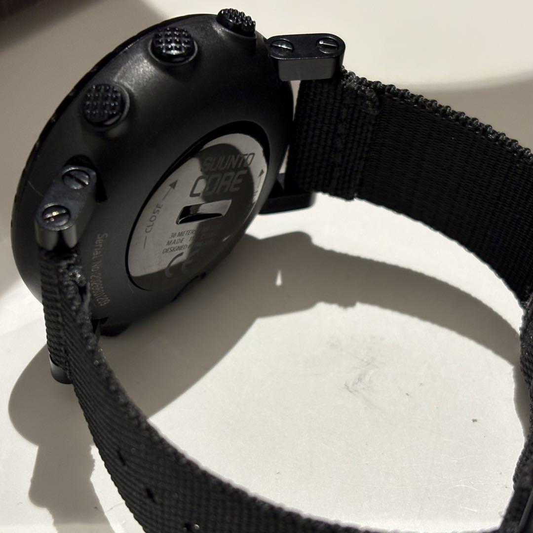 【極美品】スント　ブラックレッド　デジタル　希少　クォーツ